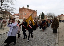 Procesja wyruszyła z Rynku Starego Miasta.