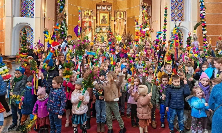 Palma dla uczczenia męczeństwa bł. rodziny Ulmów