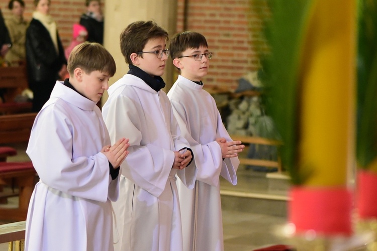 Służba liturgiczna parafii Chrystusa Odkupiciela Człowieka w Olsztynie