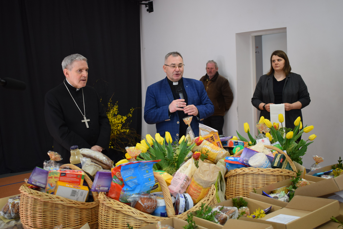 Sandomierz. Pomoc świąteczna ubogim