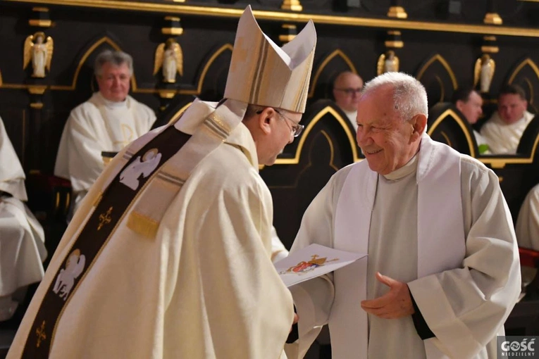 Odznaczenia i nominacje kapłańskie