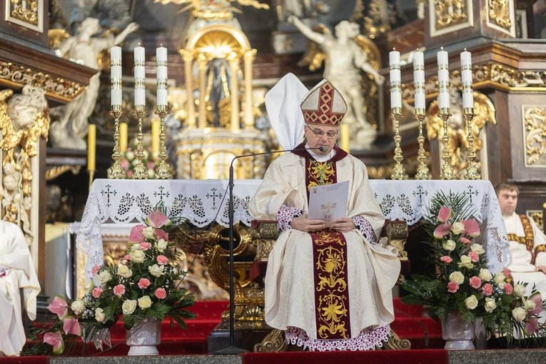 Msza Krzyżma w katedrze świdnickiej