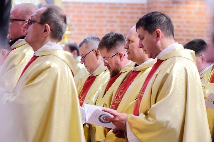 Msza Krzyżma - konkatedra św. Jakuba w Olsztynie