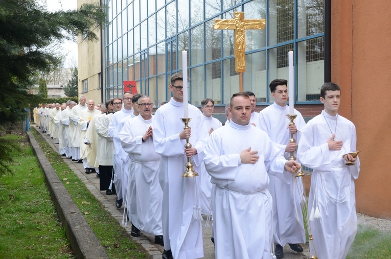 Rozpoczęcie Mszy Krzyżma