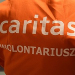 Caritas i wolontariusze przygotowali pomoc świąteczną.