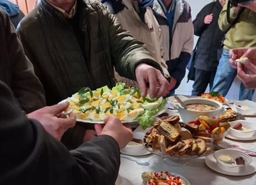 Caritas i wolontariusze przygotowali pomoc świąteczną.