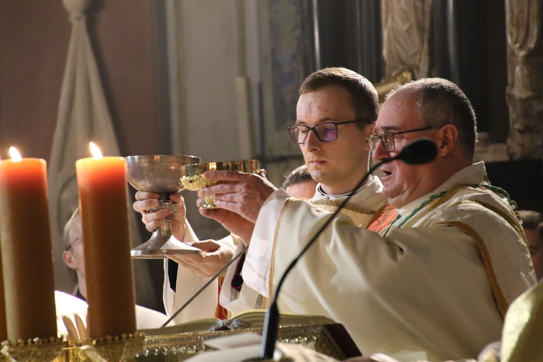 Płock. Msza Wieczerzy Pańskiej