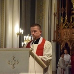 Liturgia Męki Pańskiej w radomskiej katedrze.