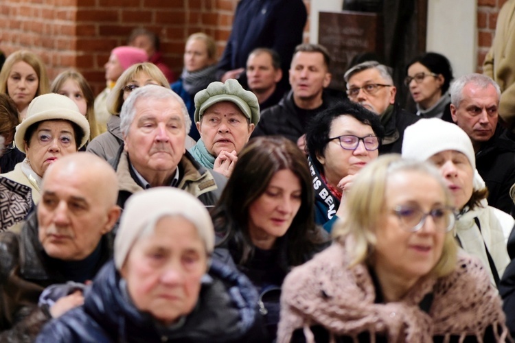 Olsztyn. Liturgia Męki Pańskiej