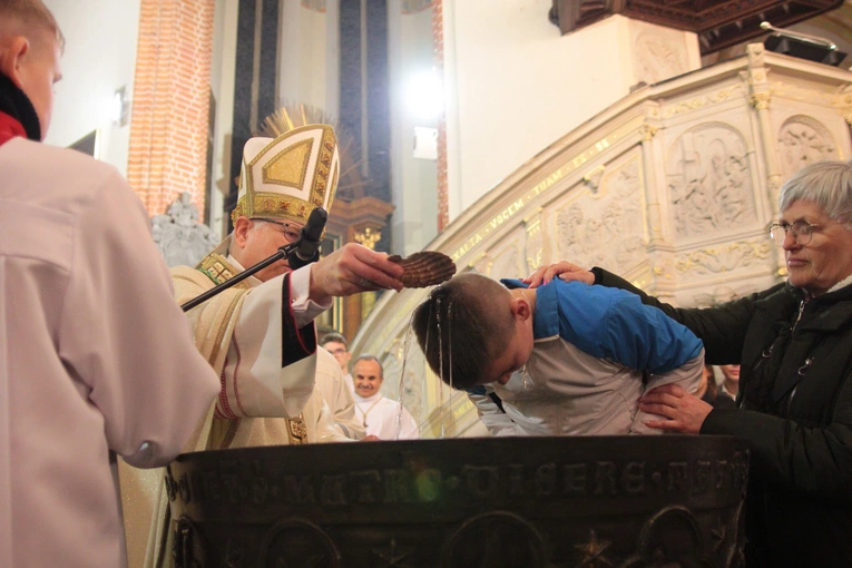 Katechumeni otrzymali dar