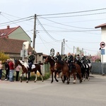 Wielkanocna procesja konna w Ostropie