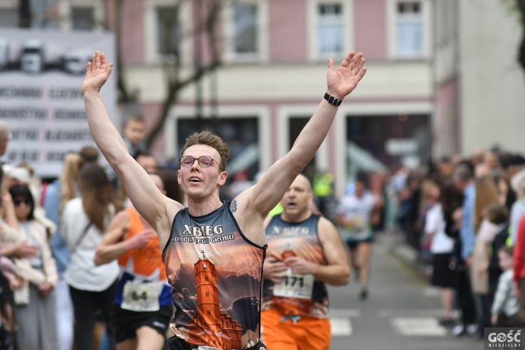 To już dziesiąta edycja Biegu do Pustego Grobu