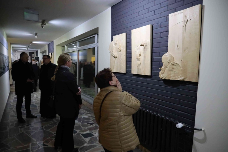 Wystawa "13 x Papież"