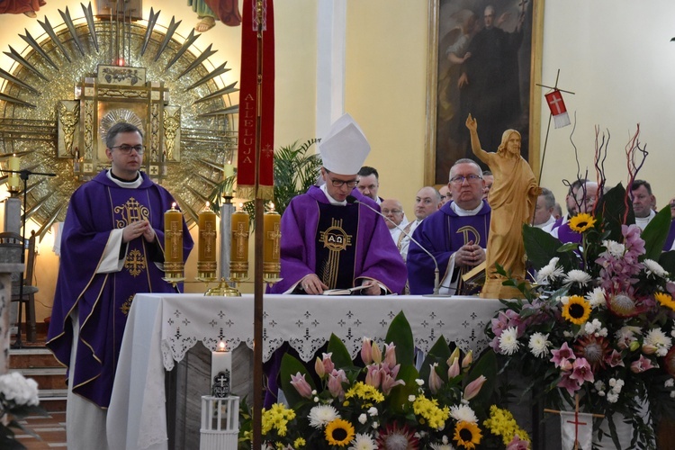 Przasnysz. Pogrzeb o. Władysława Zyśka CP