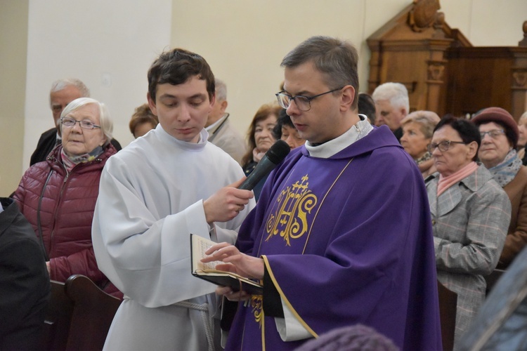 Przasnysz. Pogrzeb o. Władysława Zyśka CP