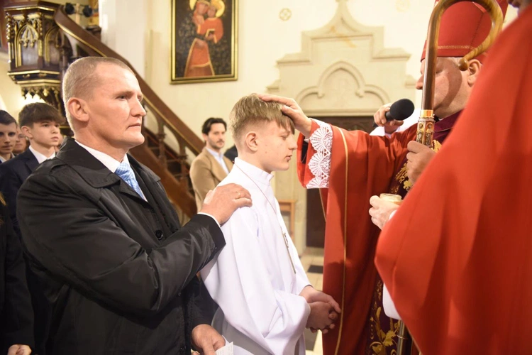 Bierzmowanie w Ciężkowicach 2024