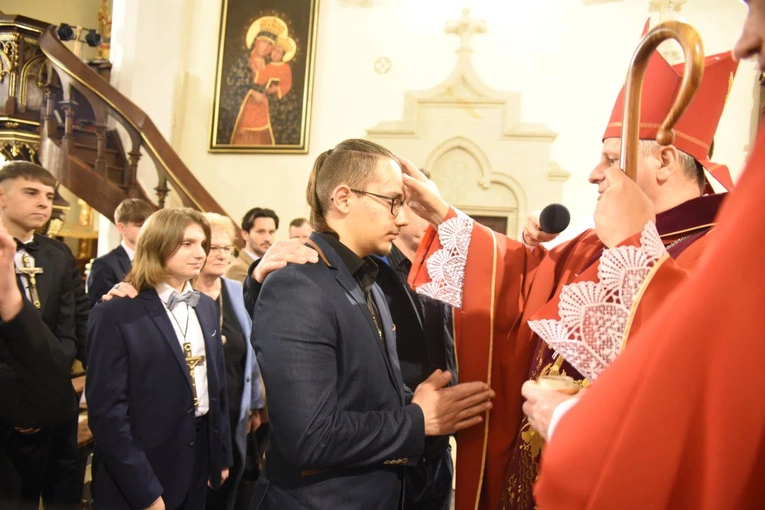 Bierzmowanie w Ciężkowicach 2024