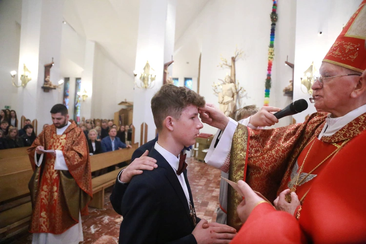 Bierzmowanie w Łososinie Dolnej 2024