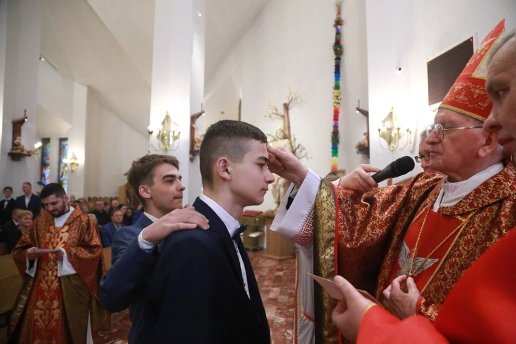 Bierzmowanie w Łososinie Dolnej 2024