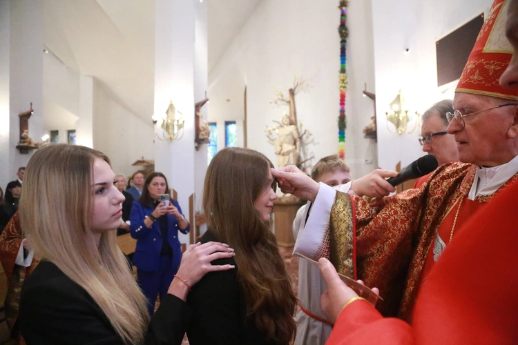 Bierzmowanie w Łososinie Dolnej 2024