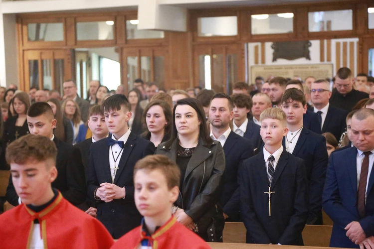 Bierzmowanie w Łososinie Dolnej 2024