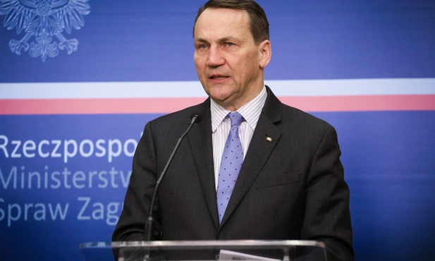 Minister Sikorski: Putin musi zrozumieć, że Sojusz stać na długi konflikt