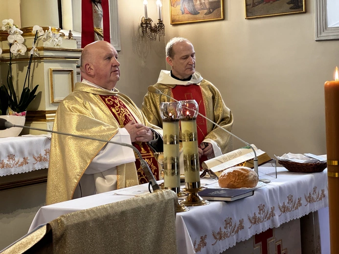 Wydarzenie rozpoczęła uroczysta Msza św. koncelebrowana. 