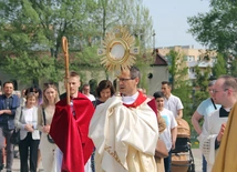 Miłosierdzie i zmartwychwstanie są ściśle związane