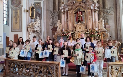 Brzeg. SpoKREWnieni z Miłosierdziem