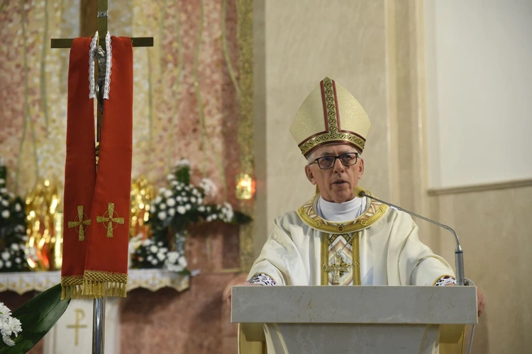 15 lat całodbowej adoracji Najświętszego Sakramentu w Dąbrowie Tarnowskiej
