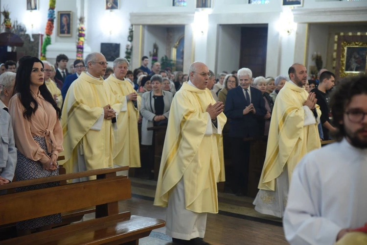 15 lat całodbowej adoracji Najświętszego Sakramentu w Dąbrowie Tarnowskiej