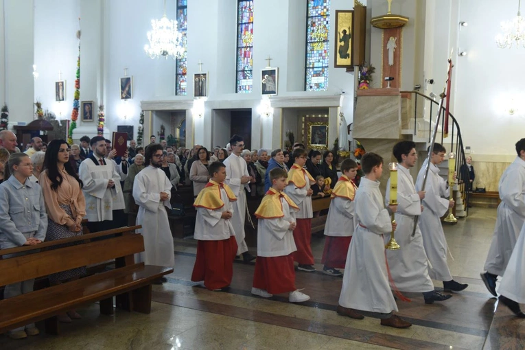 15 lat całodbowej adoracji Najświętszego Sakramentu w Dąbrowie Tarnowskiej