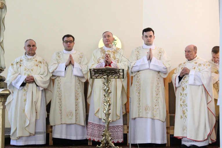 Stary Sącz. Dedykacja kościoła pw. Bożego Miłosierdzia