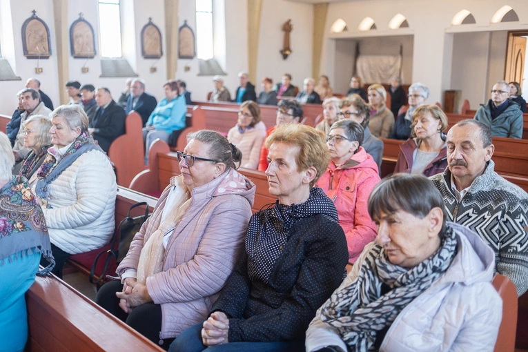 Szkoła Adoracji Najświętszego Sakramentu