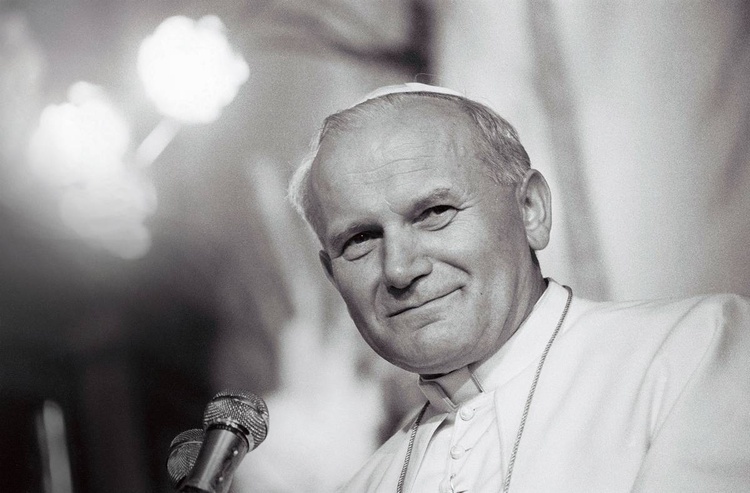 Przełamanie żelaznej kurtyny. Kulisy pierwszej pielgrzymki Jana Pawła II do Polski
