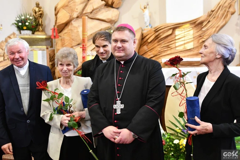 Człowiek Człowiekowi A.D. 2024
