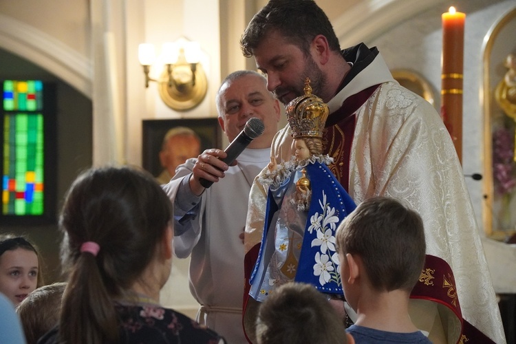 "Kącik dziecięctwa Bożego" u karmelitów bosych we Wrocławiu