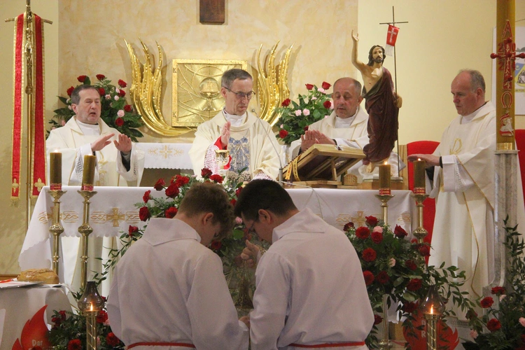 Bierzmowanie w Dębicy-Latoszynie 2024