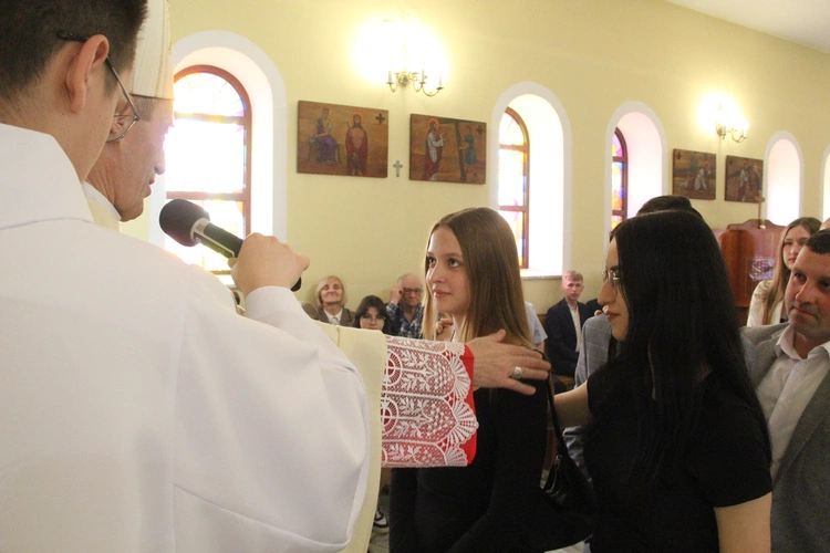 Bierzmowanie w Dębicy-Latoszynie 2024