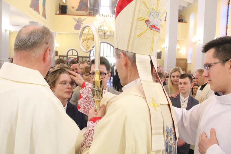Bierzmowanie w Dębicy-Latoszynie 2024