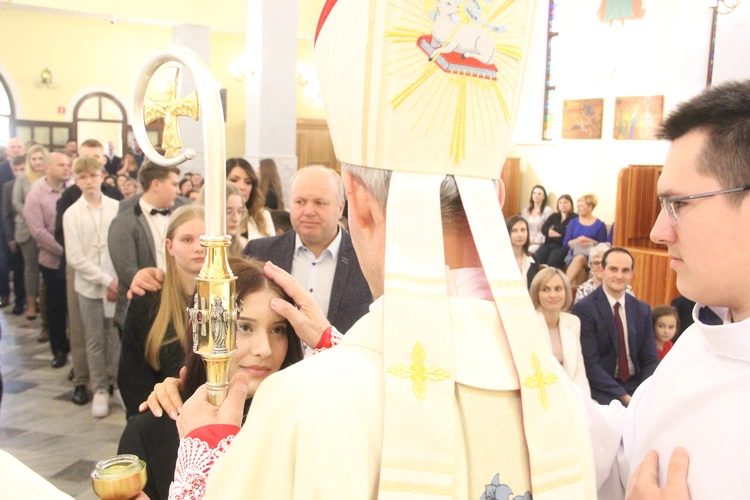 Bierzmowanie w Dębicy-Latoszynie 2024