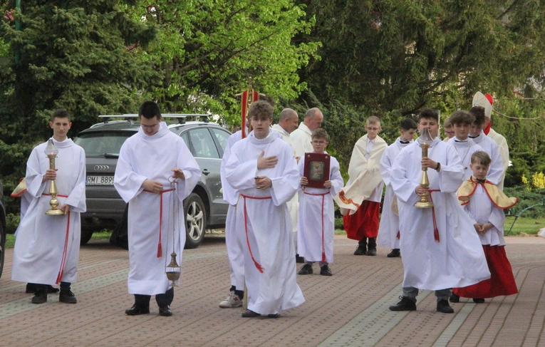 Bierzmowanie w Dębicy-Latoszynie 2024