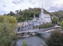 Lourdes. Wierni małżonkowi również po rozwodzie