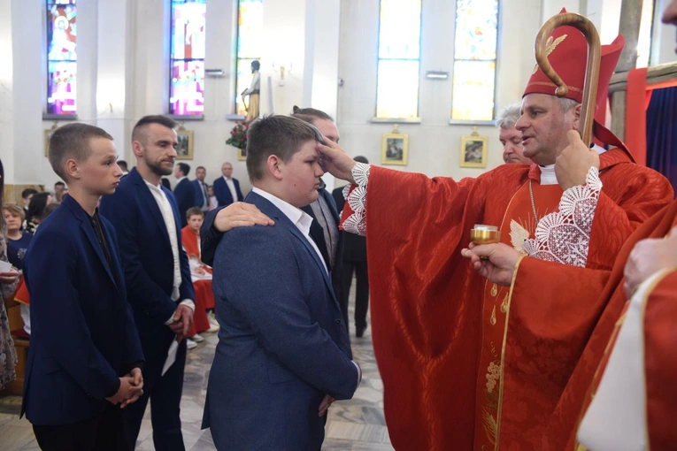 Bierzmowanie w Łąkcie 2024