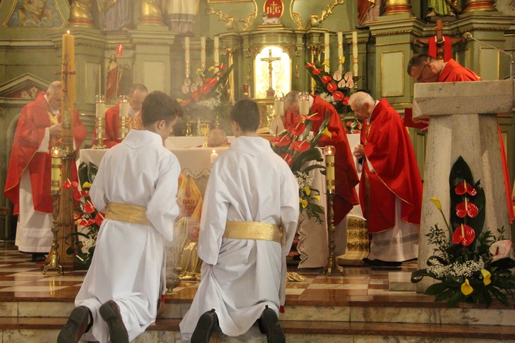 Bierzmowanie w Mikluszowicach 2024