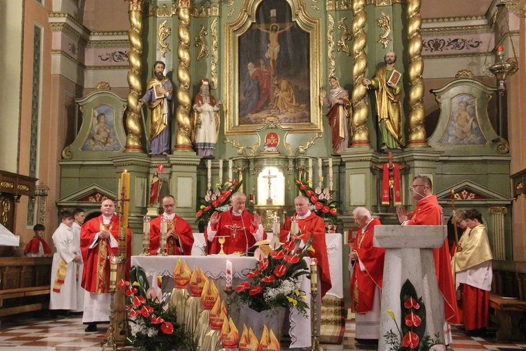 Bierzmowanie w Mikluszowicach 2024