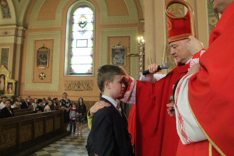 Bierzmowanie w Mikluszowicach 2024