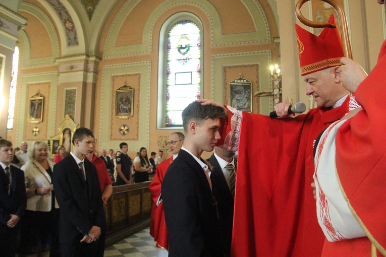 Bierzmowanie w Mikluszowicach 2024