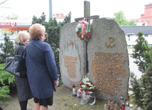 Uczcili ofiary Katynia i Smoleńska