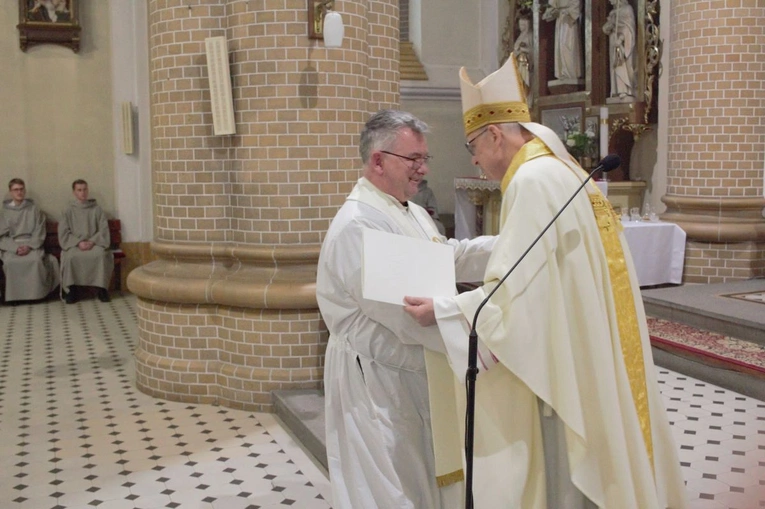 Wręczenie tytułów dziekana honorowego i radcy duchownego 